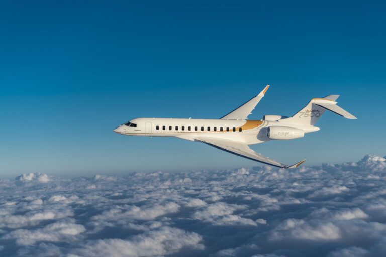 The Benefits of Flying Private Jet vs Commercial in 2024