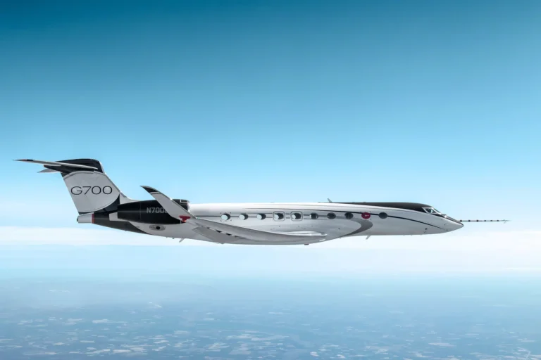 Jeff Bezos’ New $80 Million Gulfstream G700